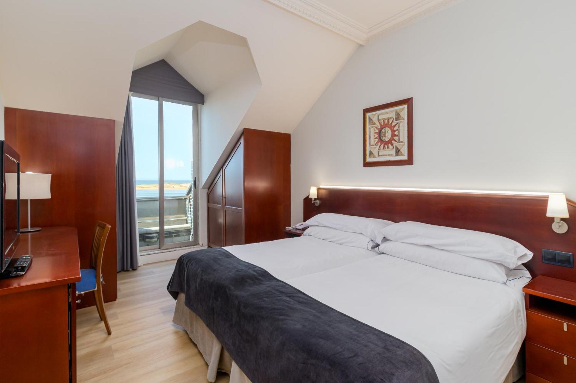 Hotel Milagros Golf Моґро Екстер'єр фото