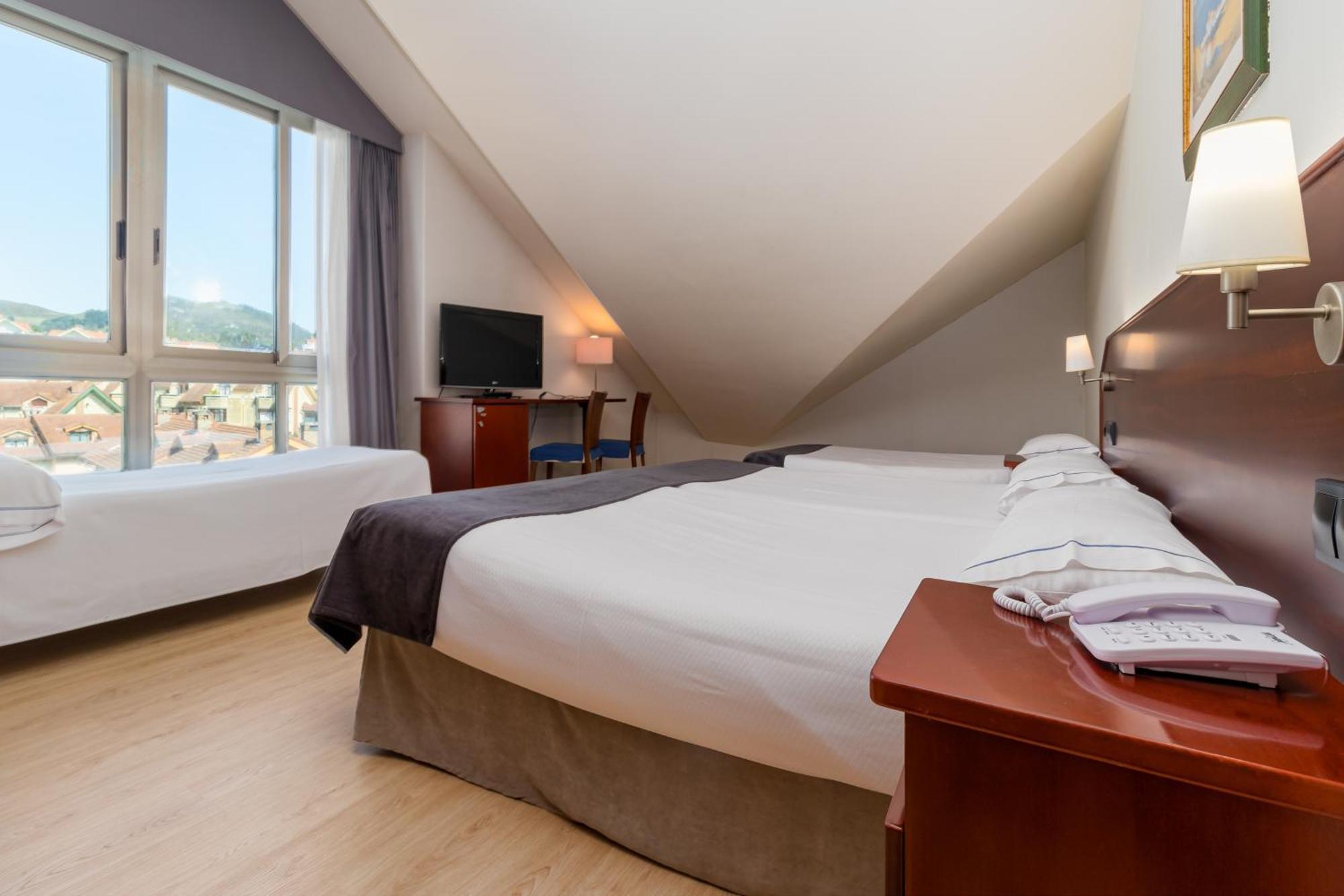 Hotel Milagros Golf Моґро Екстер'єр фото