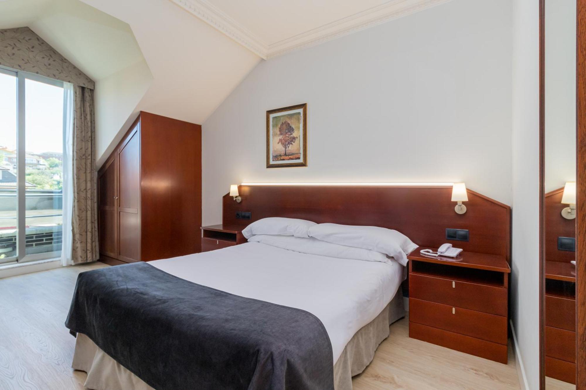 Hotel Milagros Golf Моґро Екстер'єр фото